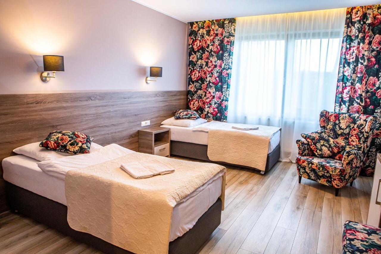 Ranczo Daniela Hostel Pobiedziska Luaran gambar
